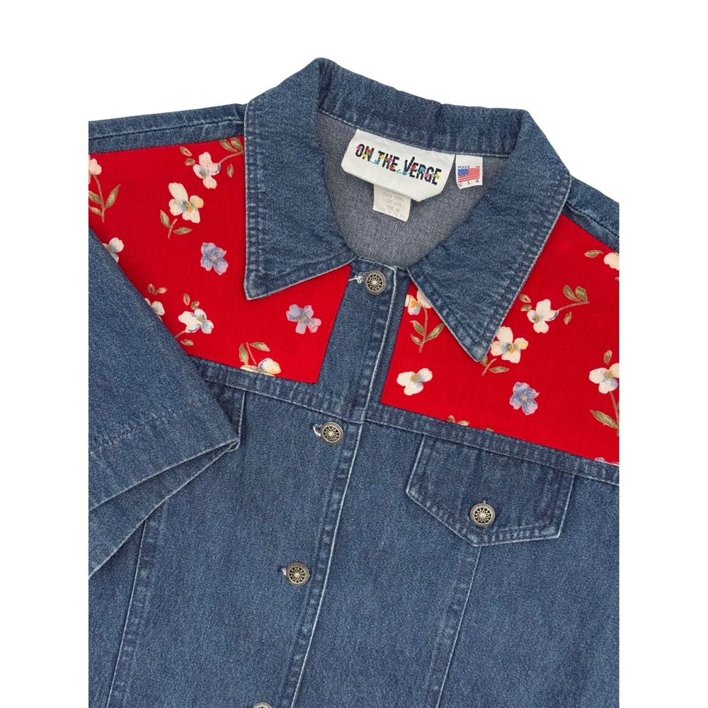 On The Verge Denim Jacket‎ Top Red Floral Vintage Size 10 USA Made Short Sleeve